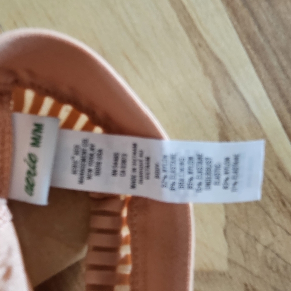 Peach Ribbed Bralette - Picture 3 of 3